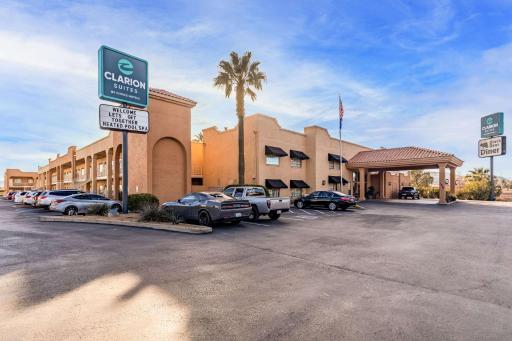 Clarion Suites St George - Convention Center Area - Housity