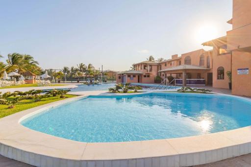 GB38 Apt 3 Quartos, Pé na Areia - Summer House Genipabu - Housity