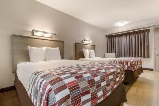 Red Roof Inn Detroit - Farmington Hills - Housity