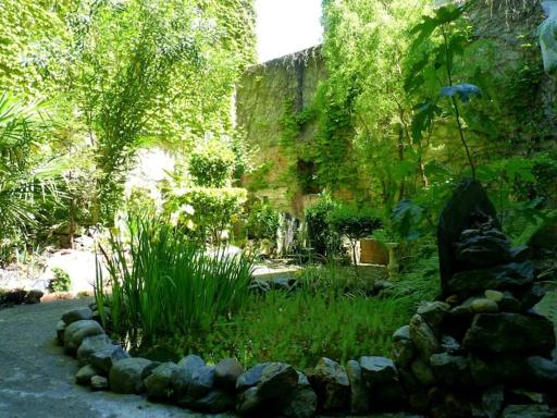 Le Jardin Antique - Housity