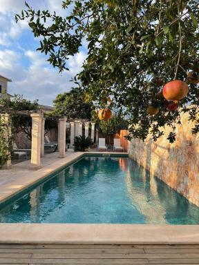 PETIT HOTEL ALGAIDA - Housity
