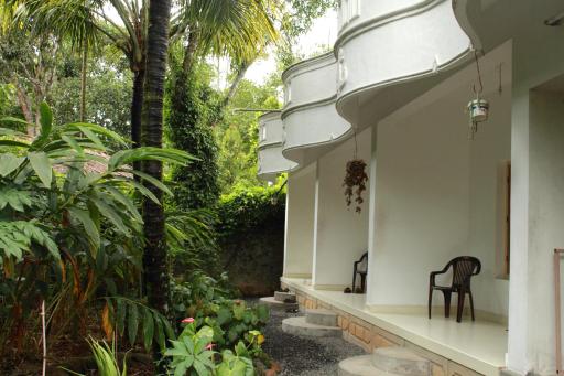 BougainVilla HomeStay - Housity