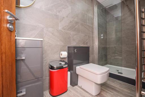 Concert Square Apartments By Happy Days - Housity