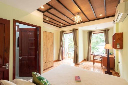 De Vong Riverside House - Housity