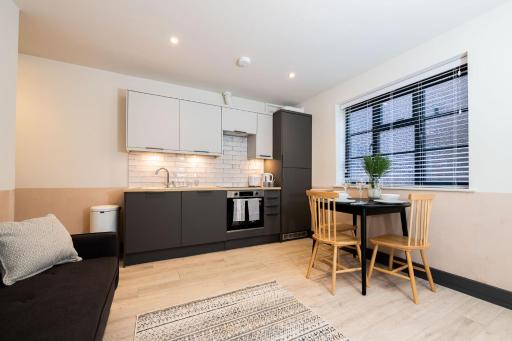 1 Castle Mews - Housity