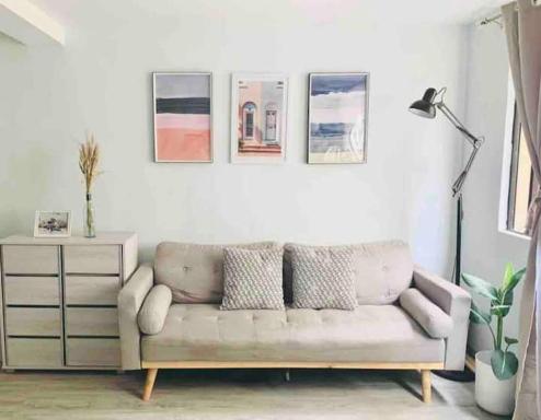 The Happy House - Housity