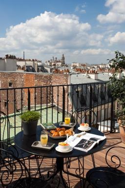 Hôtel des 3 Poussins - Housity