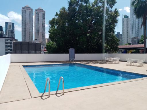 Hotel Tower House Suites - Housity