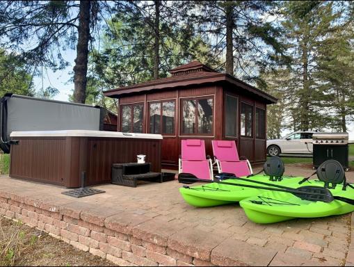 Le refuge de la rivière noire - Housity