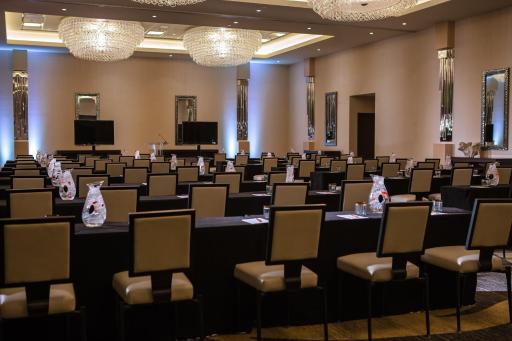 Kimpton Hotel Palomar Phoenix Cityscape, an IHG Hotel - Housity