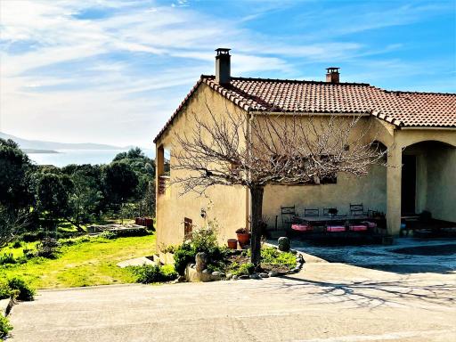 U Campanile, maison 3 chambres vue mer - Housity