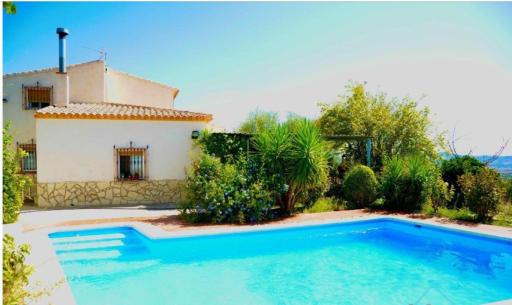 Impeccable 2 Bed Apartment in Velez-Blanco - Housity