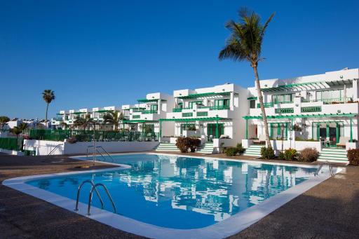 Nazaret Apartments - Housity