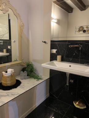 B&B Dimora Fattorini - Housity