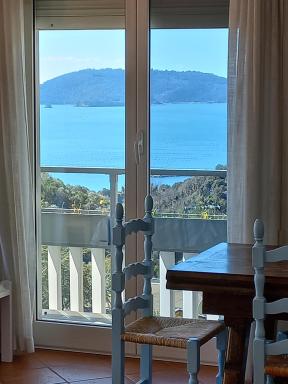 vista sul blu ,Baia Blu, Lerici - Housity