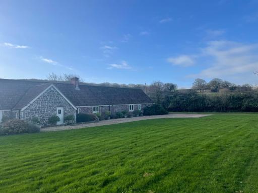 Barton Cottage - Housity
