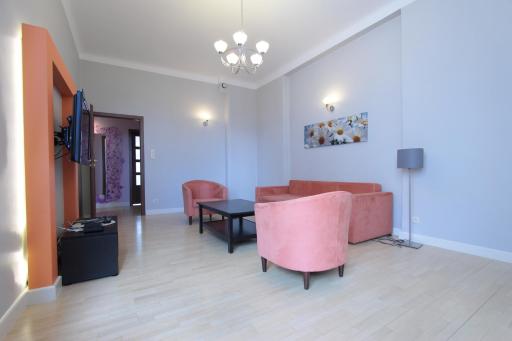 Warsaw City Apartments - Housity