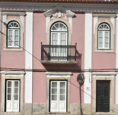 Dorothea House - Housity
