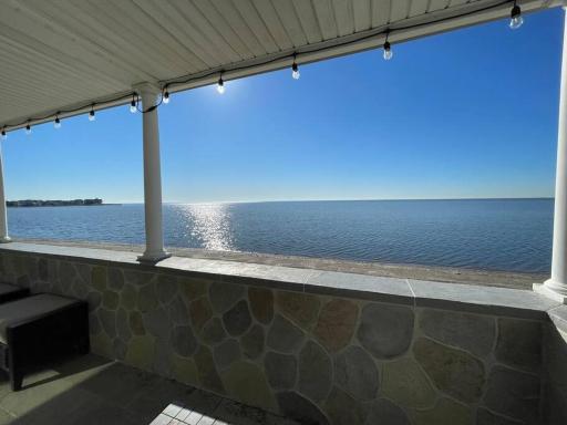 Direct waterfront on private beach FULL HOUSE kayaks! - Housity