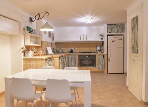 Taverna del Colle, tra relax e comfort - Housity