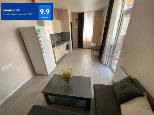 Nikas apartment with balcony in old Tbilisi - Housity