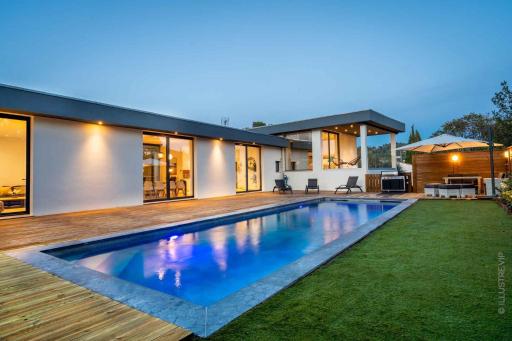 VILLA CALIFORNIENNE CONTEMPORAINE PISCINE CHAUFFÉE 4 CHAMBRES - Housity