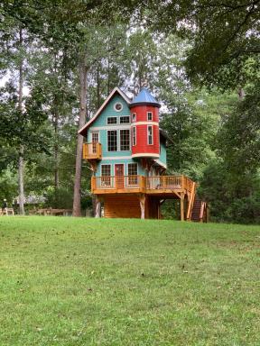 The Dutch House and Spa - Housity