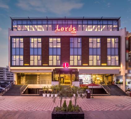 Lords Inn Chandigarh Zirakpur - Housity