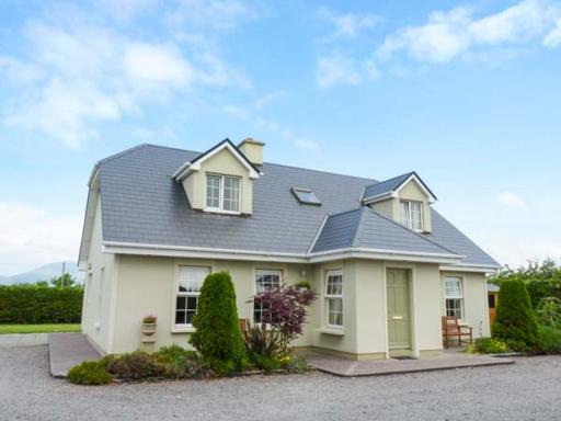 Reeks Cottage, Killorglin - Housity
