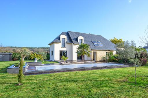 LE HAMEAU DE BIZOLE - Magnifique Maison contemporaine avec piscine chauffée - Housity