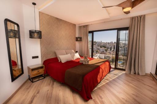 Hostal Casa Mercedes - Housity