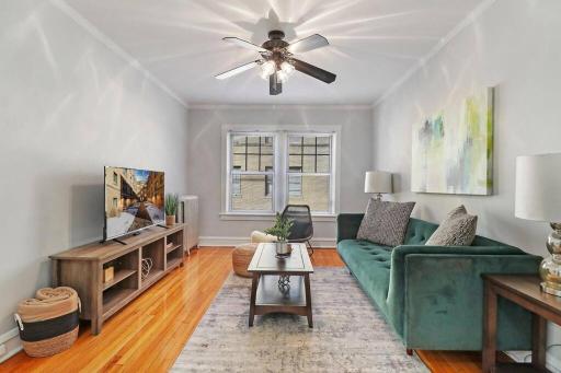 1BR Beautifully Furnished Apt with King-sized Bed - Marshfield W2 - Housity