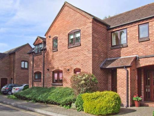 9 Bancroft Place - Housity