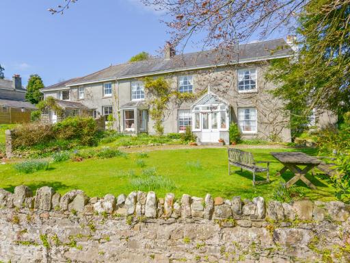 Garfield House - Housity