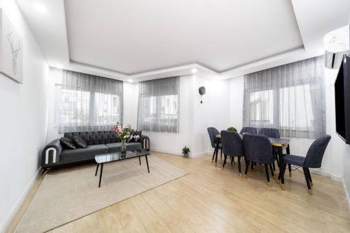 Central and Fresh Apartment near Popular Attractions in Muratpasa, Antalya - Housity