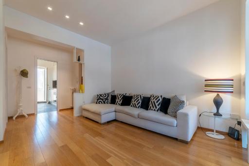 Vaticano & San Pietro Balcony Apartment - Housity