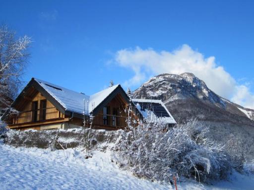 Chalet ecologique a La Thuile avec vue sur montagne - Housity