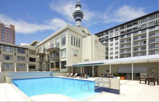 Luxury Edifice - Housity