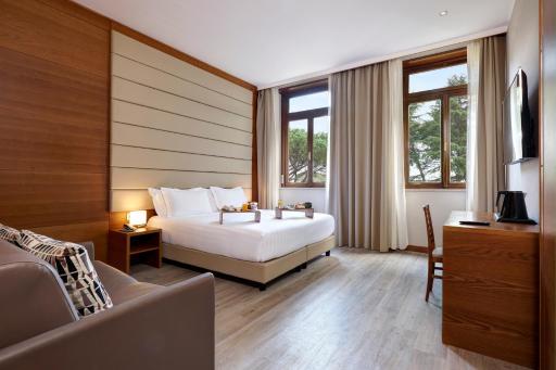 Occidental Aurelia - Housity
