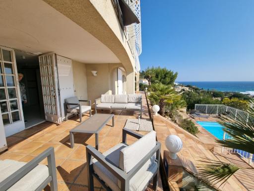 Superbe  les Nymphes - Housity