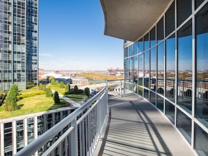 Placemakr Premier SoBro - Hizvo