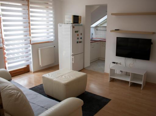 Csalogány Apartman - Housity