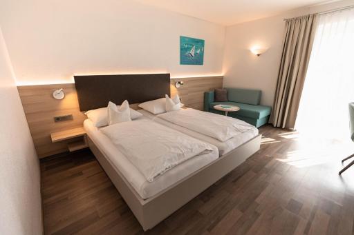 Hotel Christine - Housity
