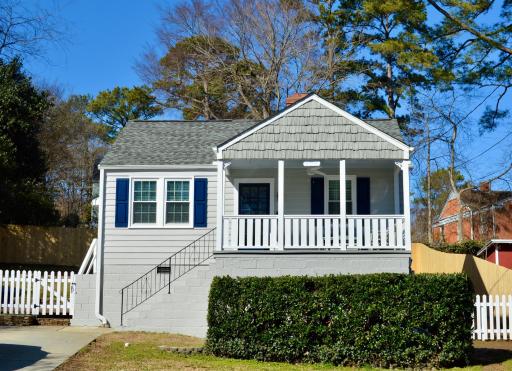 Newly Renovated 3BR Whole House Rental Near Downtown Raleigh! Walk Everywhere! - Housity