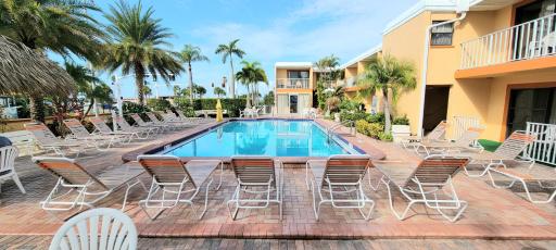 Satellite Motel - Housity