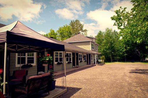 Studiotel Bromont - Housity