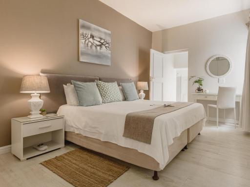 Cottage Pie by Robberg - Housity