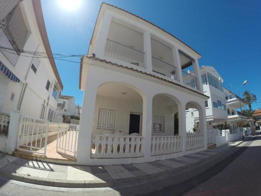 Caseta en la playa de Oliva - Housity