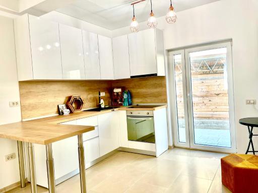 Luna Summer House - Housity