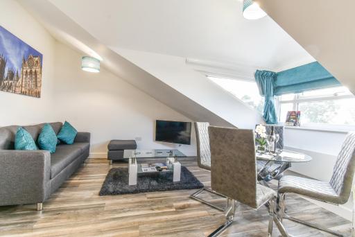 Windmill View Loft Apartment - Housity